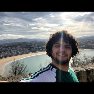 Meet your Posher, Roberto